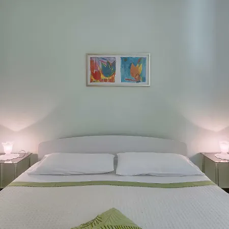 Lejlighed Mariza-1 By Interhome Vinež