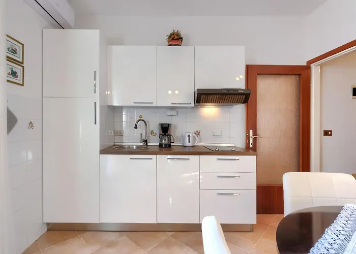 Apartment Mariza-1 By Interhome