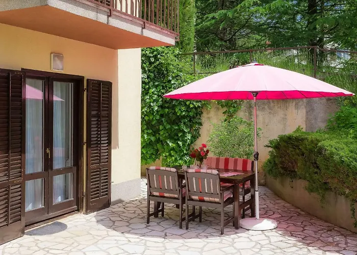 Mariza-1 By Interhome Appartement Vinež